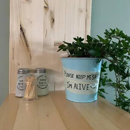 Exceptional Refurnished Location * 소피아