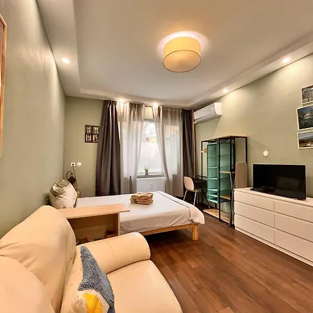 Appartamento Prime Refurbished In Center Sofia