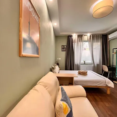 아파트 Exceptional Refurnished Location *