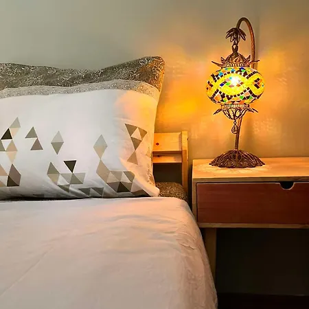 Exceptional Refurnished Location 소피아