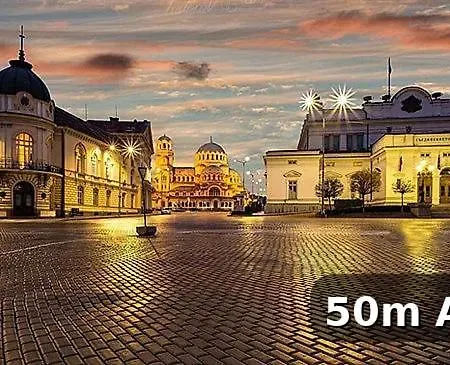 Exceptional Refurnished Location *