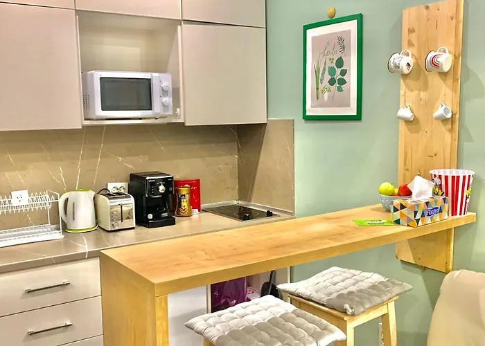 Exceptional Refurnished Location *